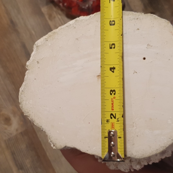 Vintage Style Santa Claus Statue Decor - Picture 13 of 14